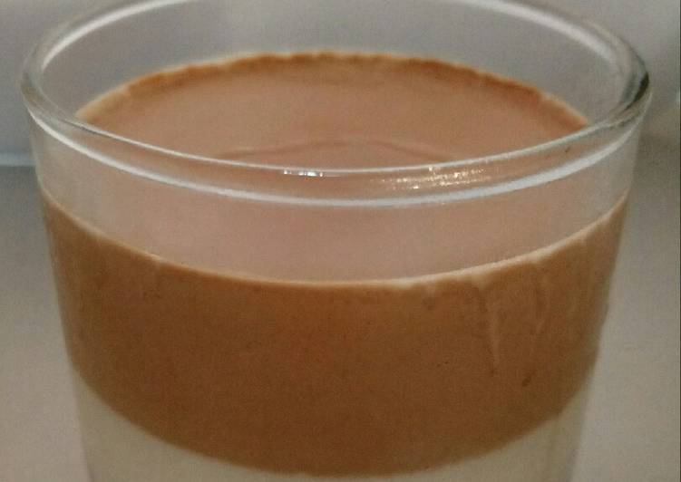 Bagaimana Membuat Dalgona Milk Strawberry Yoghurt yang Sempurna
