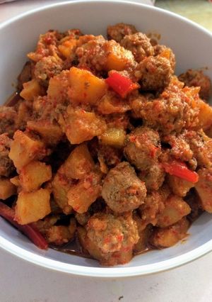 Foto resep Sambal goreng kentang pentol daging giling