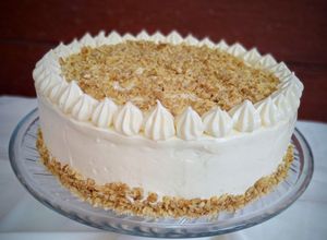 Una foto de Carrot cake (torta de zanahoria)