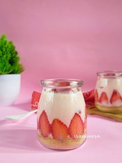 Foto resep Yogurt Parfait Strawberry