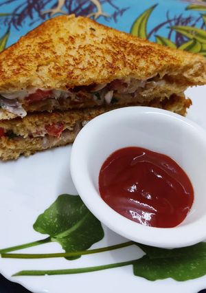 A picture of Sandwich 🥪🥪.