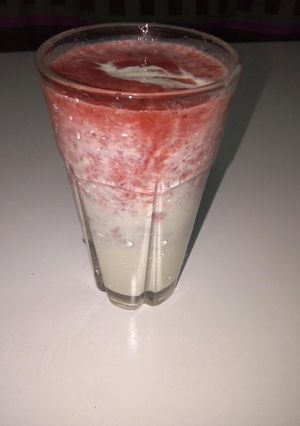A picture of Yogurt shake.