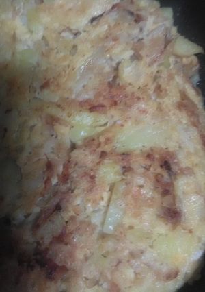 Una foto de Tortilla de bacalao con patatas