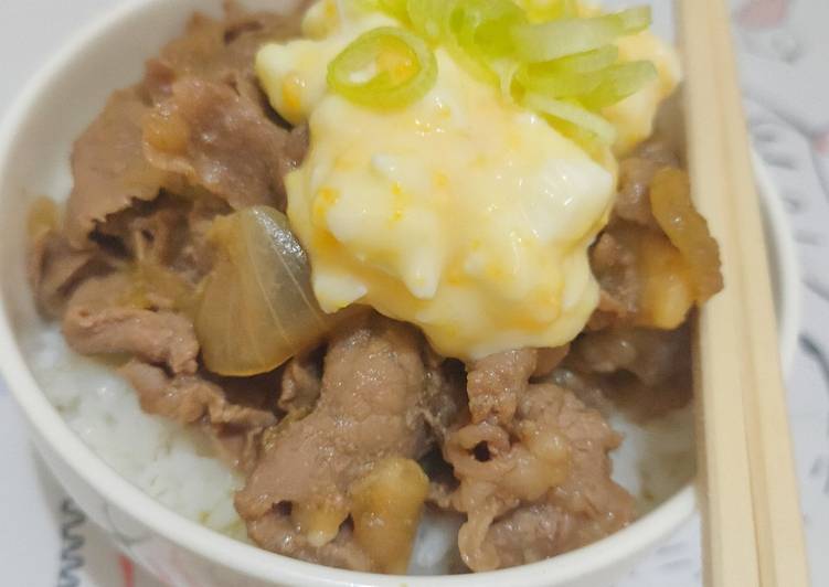 Beef Gyudon Yoshinoya with Eggmayo