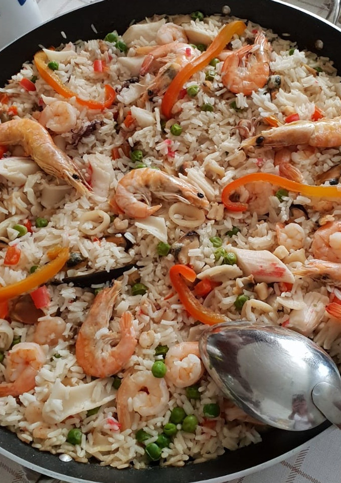 Una foto de Arroz de Mariscos