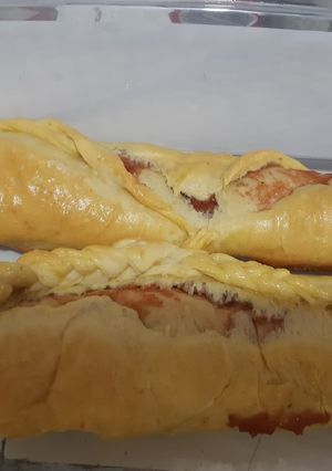 Una foto de Pan relleno de dulce de Guayaba
