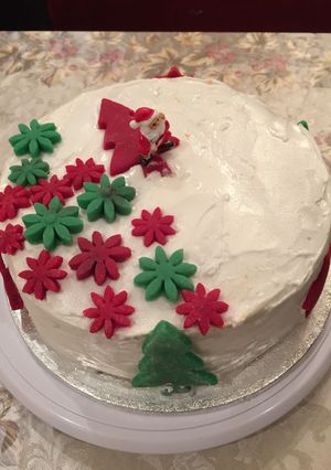 A picture of Christmas Fruit Cake.