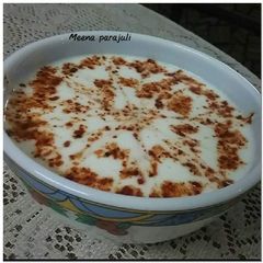 A picture of Mirchi raita.