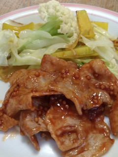 A picture of Pork Slices with Gold Tonteki Sauce.