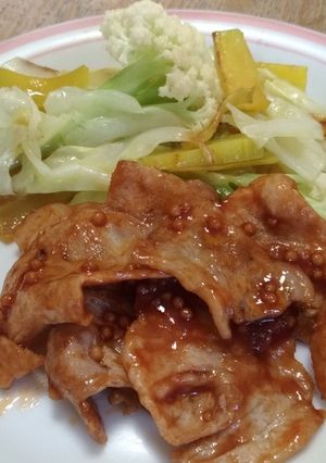 A picture of Pork Slices with Gold Tonteki Sauce.