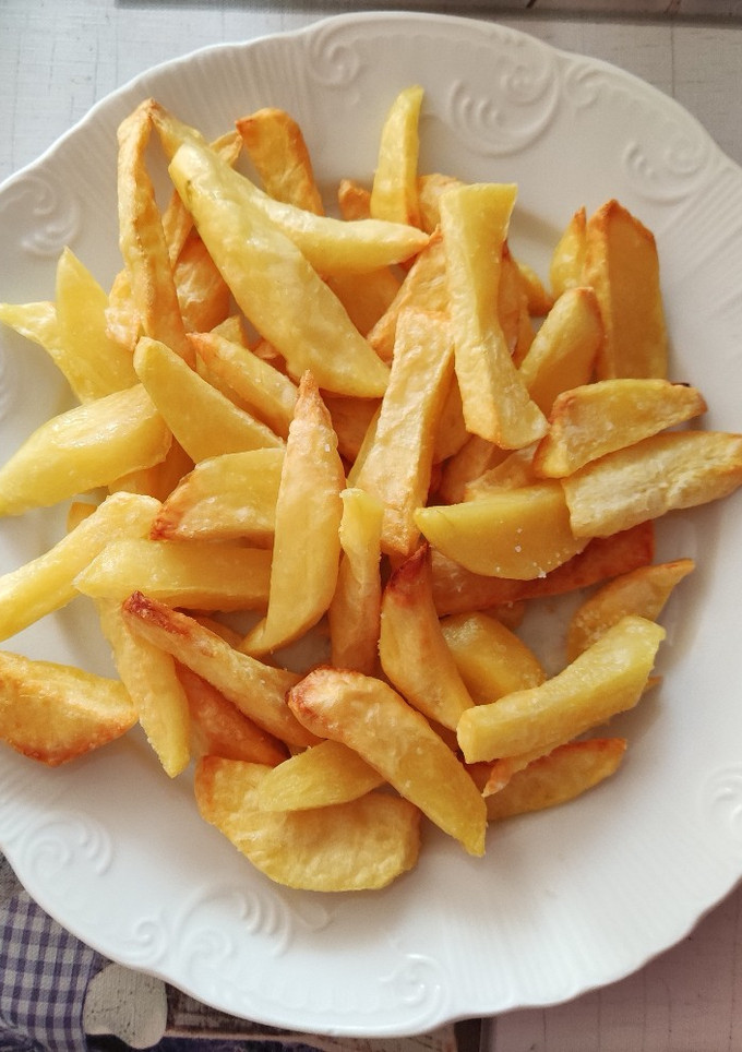Una foto de Patatas fritas en freidora de aire 😋