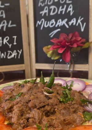 A picture of Behari pasanday.