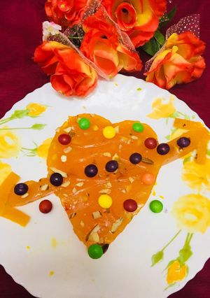 A picture of Bombay Karachi halwa in heart shape.