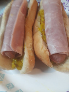 A picture of Ham and Dogs.