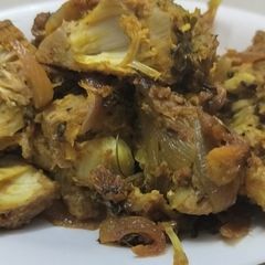 A picture of Kathal masaledar sukhi sabzi.
