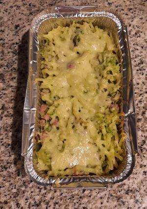 Une photo de Gratin de pate et de brocoli