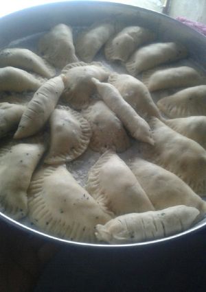 صورة لوصفة سمبوسك باللحمة بعجينة القطنية