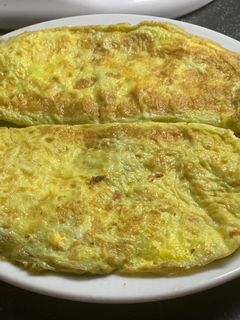 Una foto de Tortilla francesa rellena