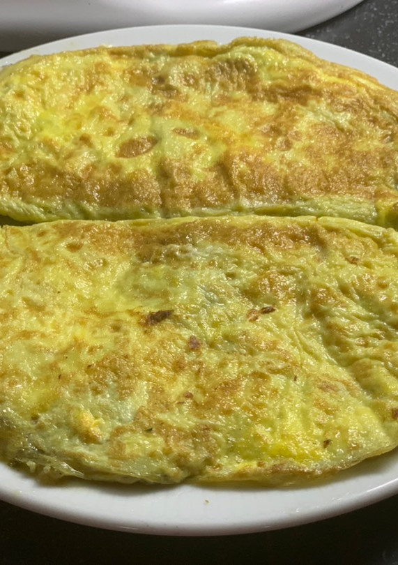 Una foto de Tortilla francesa rellena