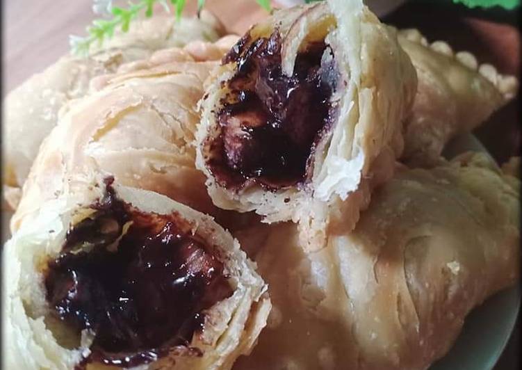 Langkah Mudah untuk mengolah Karipap Piscok Anti Gagal