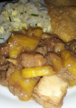 Una foto de Pollo con piña oriental 🍲