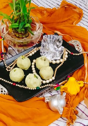A picture of Mawa modak 😋(Ganesh chaturthi special mawa Modak).