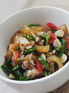Foto resep Tumis kikil pedas