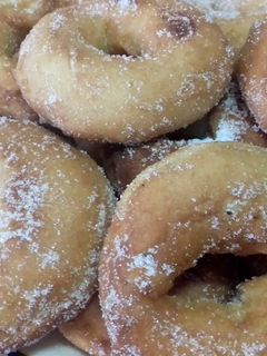Una foto de Rosquillas fritas *receta casera / comida de Marruecos