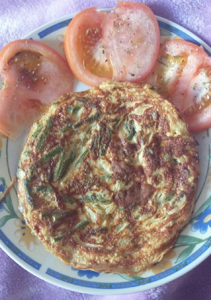 Una foto de Tortilla francesa de espárragos trigueros
