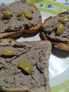 Una foto de Paté de hígado fácil y light