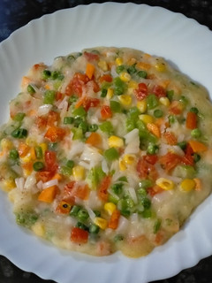 वेज उत्तपम (Veg uttapam recipe in Hindi) रेसिपी मुख्य फोटो
