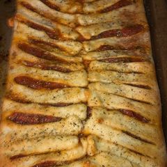 A picture of $8 Easy pizza braid.
