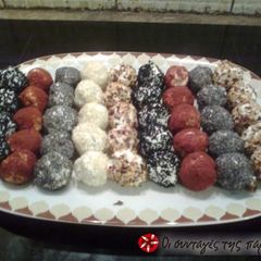 A picture of Colorful anthotyro truffles.
