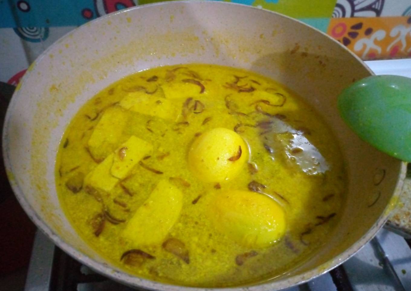 Opor tahu telur