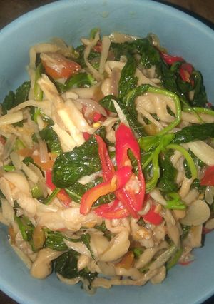 Foto resep Tumis Jamur Bayam