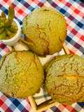 Matcha melon pan