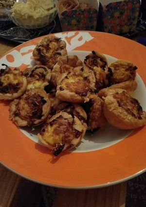 Une photo de Tartelettes oignons sucrées salées
