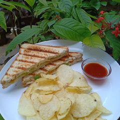 A picture of Cream cheese sandwich.