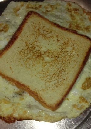 A picture of Bread omelette.
