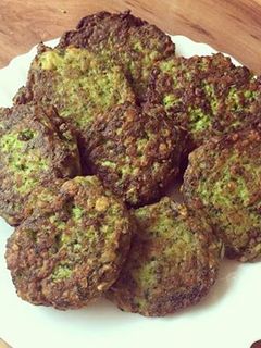 Brokkoli fasírt recept fotója