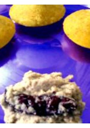 A picture of Sambher Idli with Coconut Chutney.