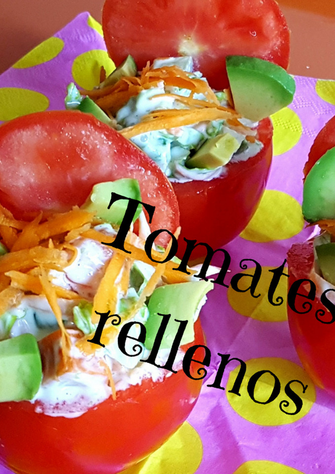 Una foto de Tomates rellenos fríos, entrante perfecto