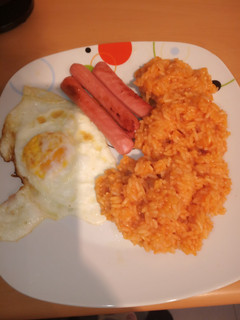 Una foto de Arroz a la cubana