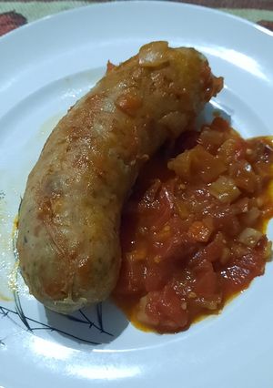 Una foto de Chorizo con azafrán (tipo a la pomarola)