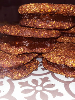 Una foto de Alfajores veganos