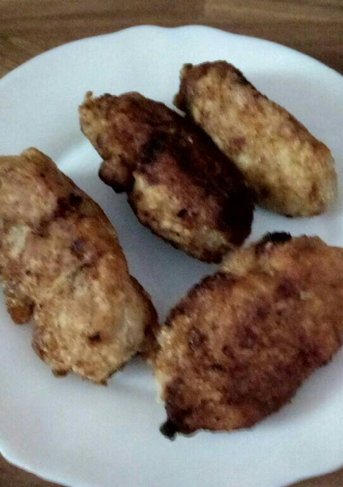 Una foto de Croquetas de pollo y queso