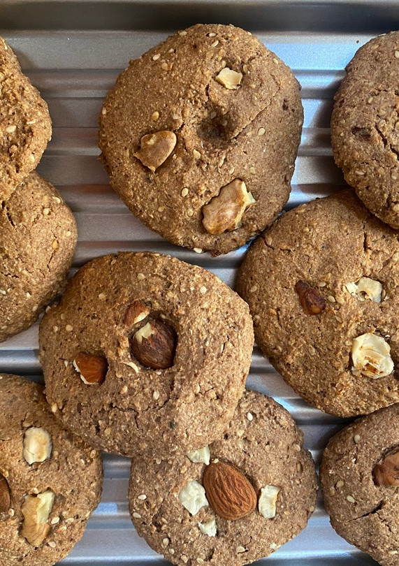 Una foto de Galletas de avena, harina de coco y almendra