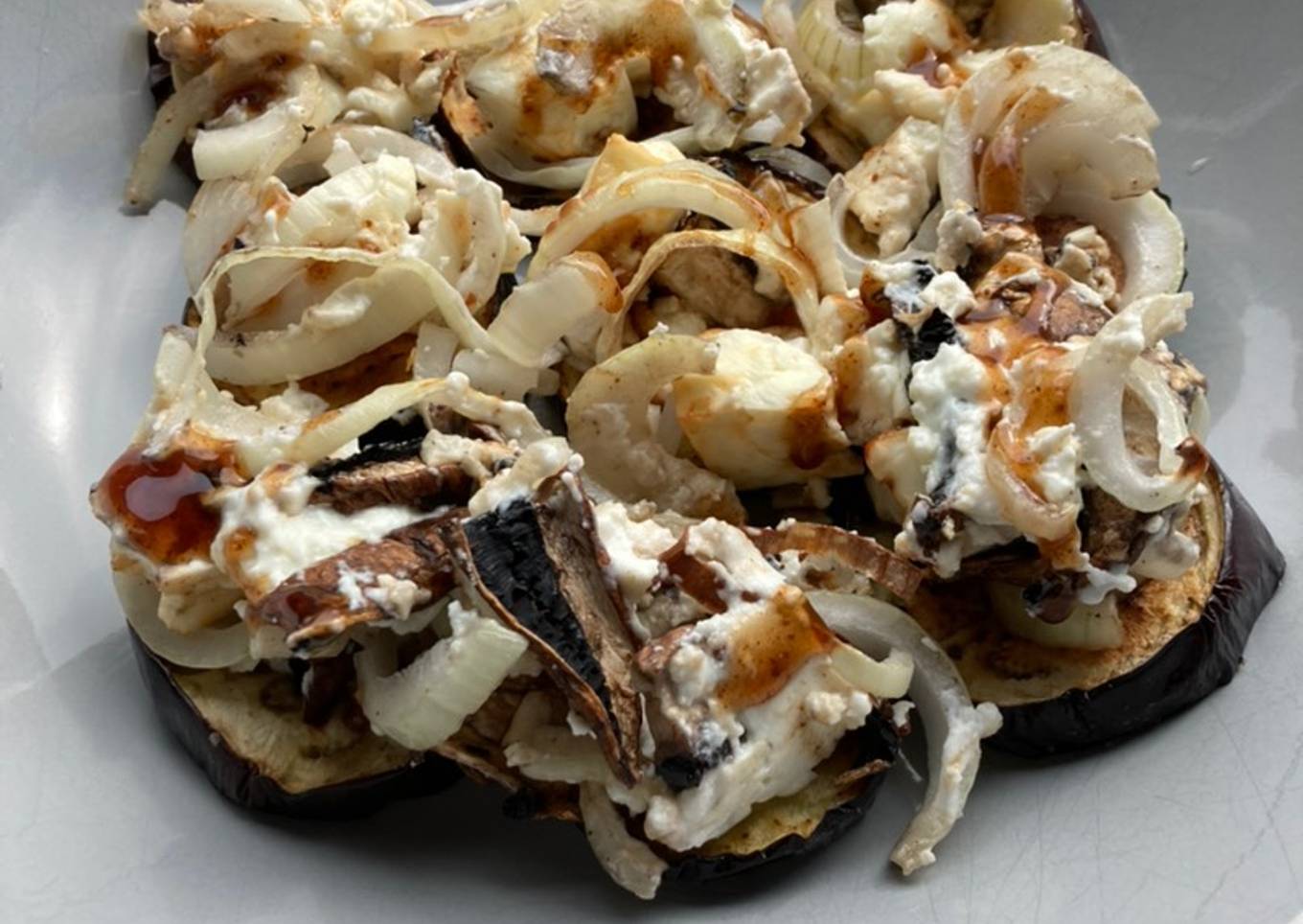 Energy-saving Air-fryer aubergine, feta and mushroom Roast