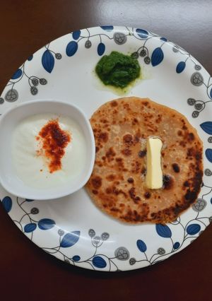 सात्विक आलू का पराठा(satvik aloo paratha recipe in hindi) रेसिपी मुख्य फोटो