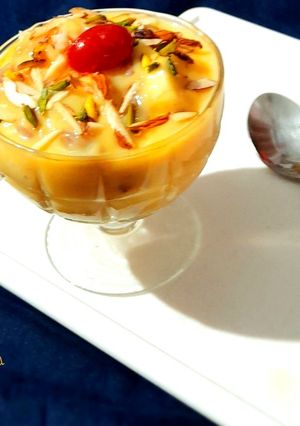A picture of Banana Bread Custard.